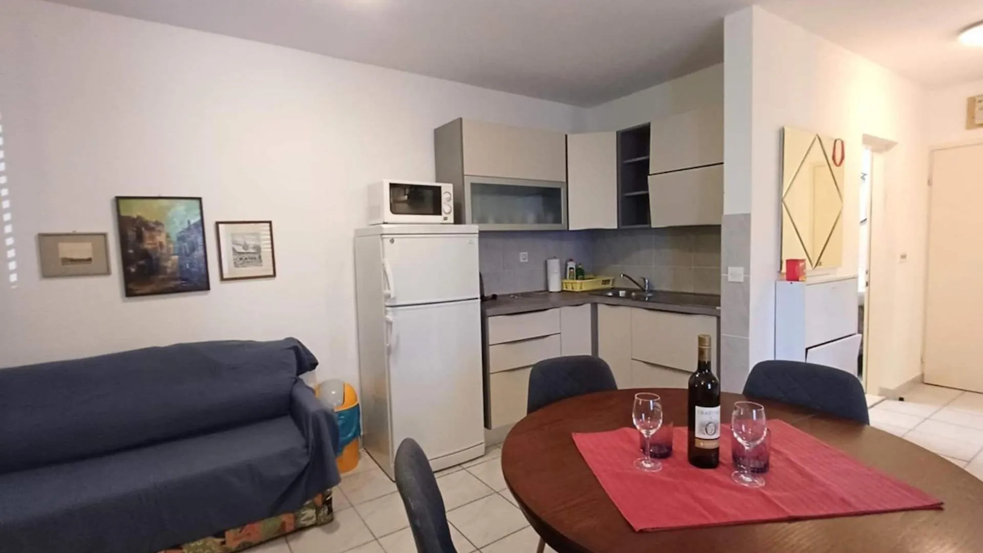 Lovely Apartment Vinko In Krk Town 0*,
