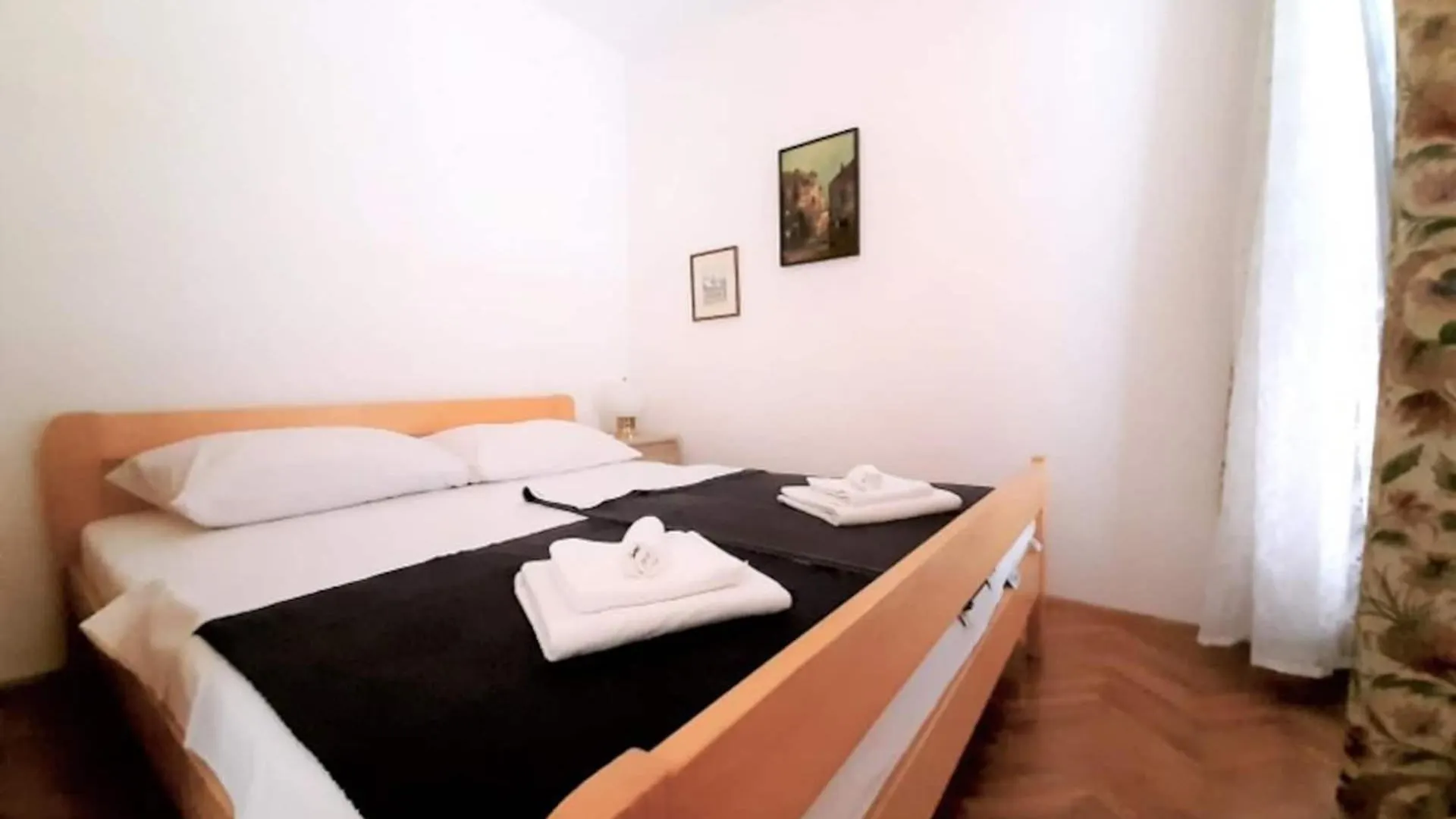 Lovely Apartment Vinko In Krk Town